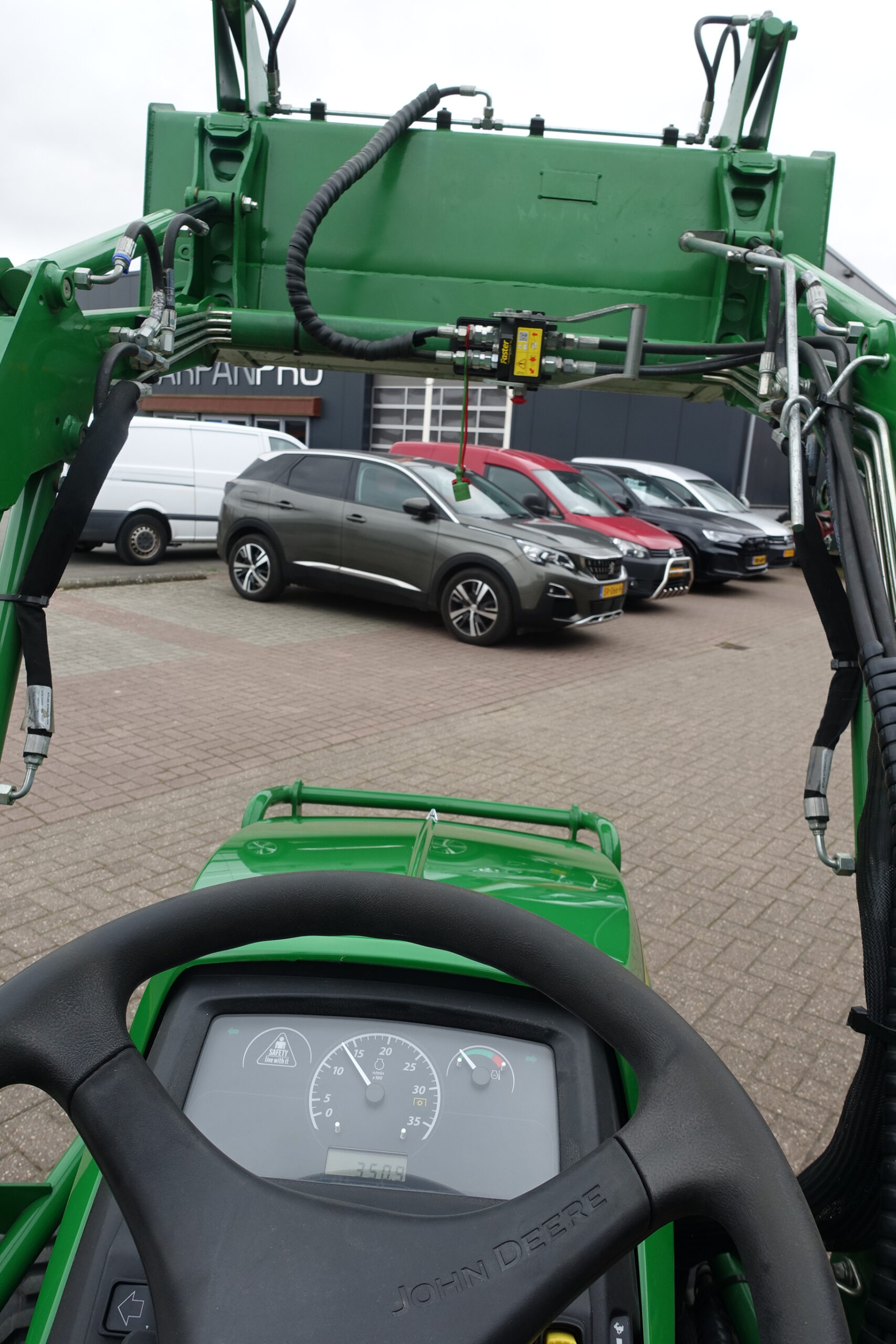 John Deere 1026R 4wd HST - Afbeelding 20