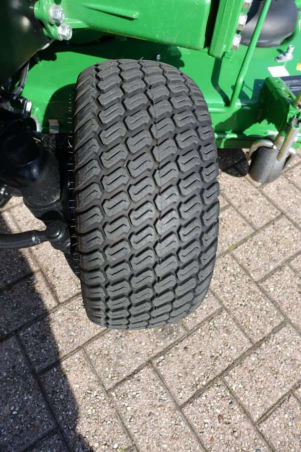 John Deere 1026R 4wd HST - Afbeelding 25