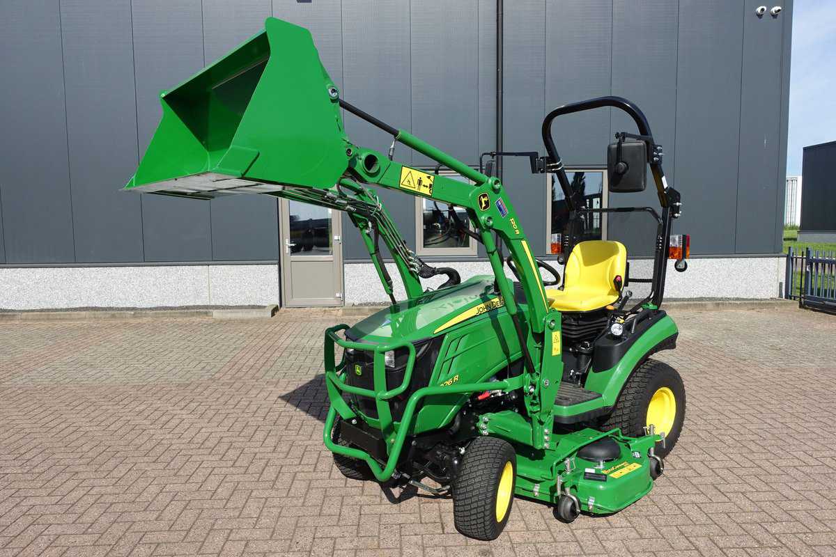 John Deere 1026R 4wd HST - Afbeelding 3
