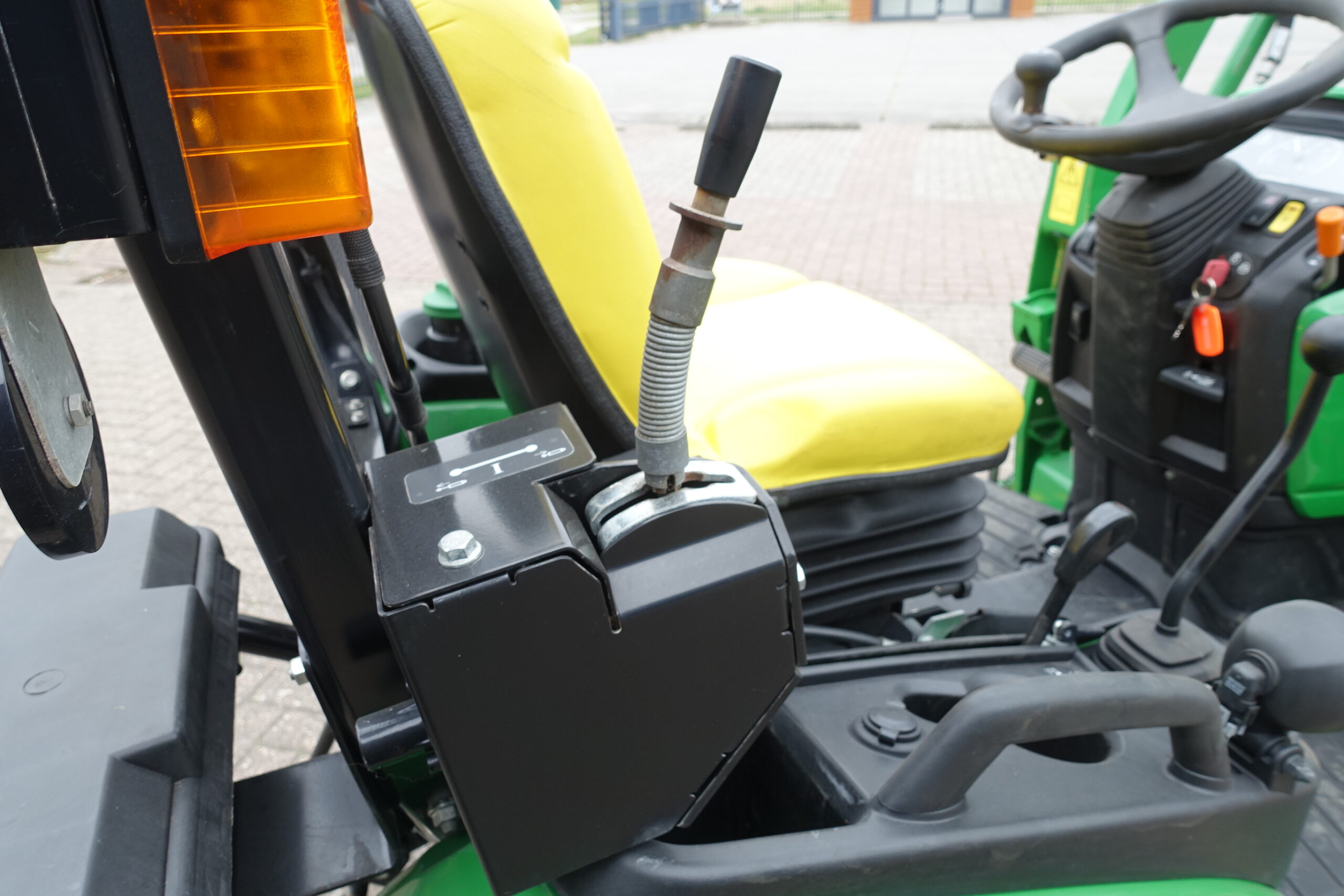 John Deere 1026R 4wd HST - Afbeelding 37