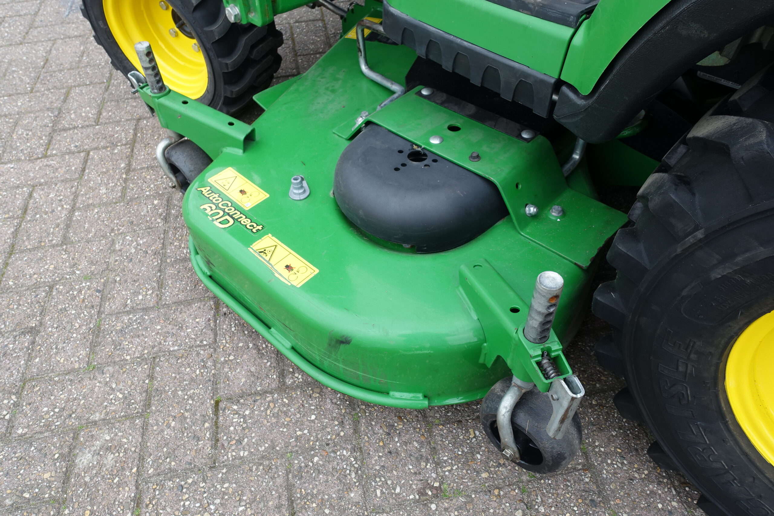 John Deere 1026R 4wd HST - Afbeelding 39