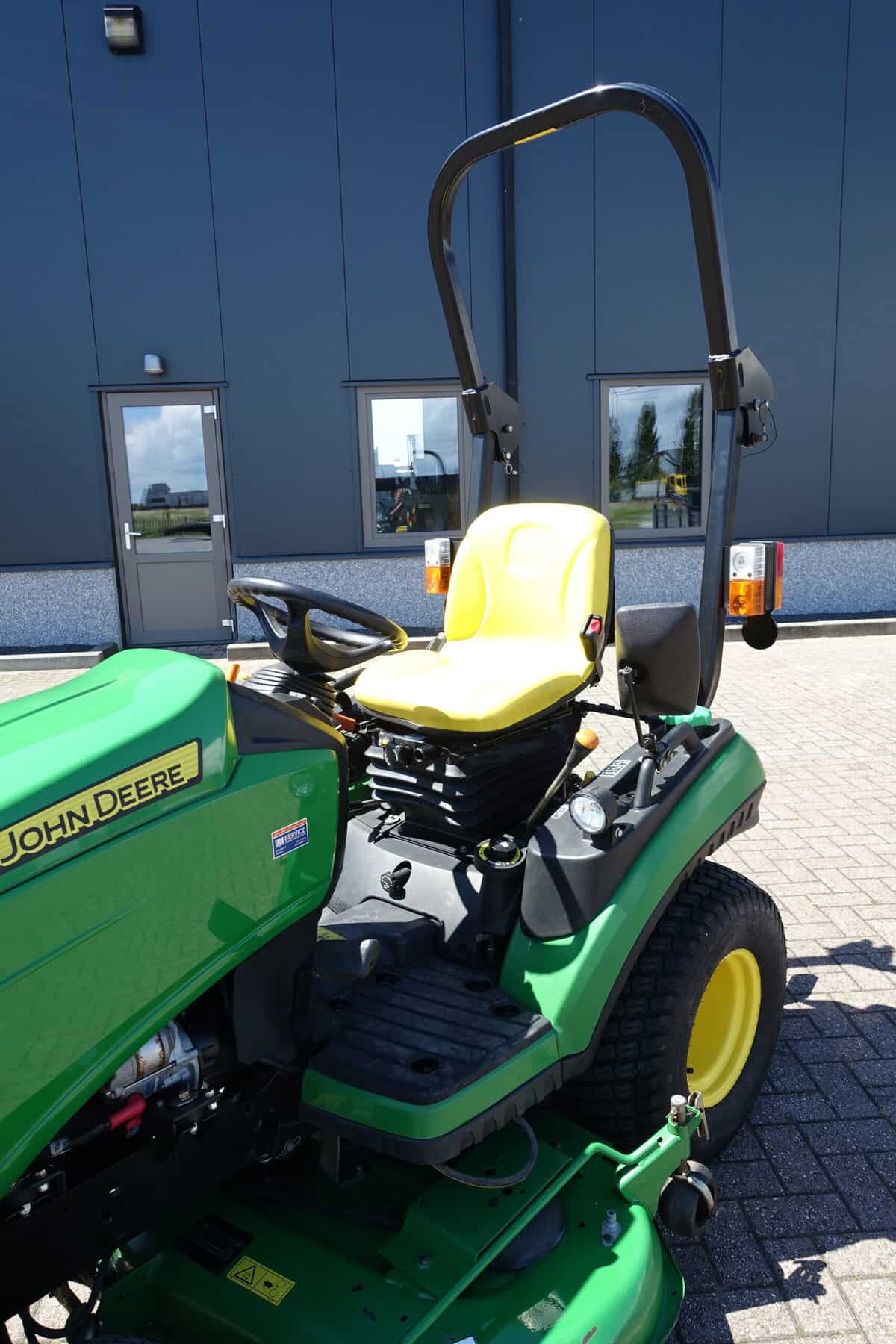 John Deere 1026R 4wd HST - Afbeelding 10
