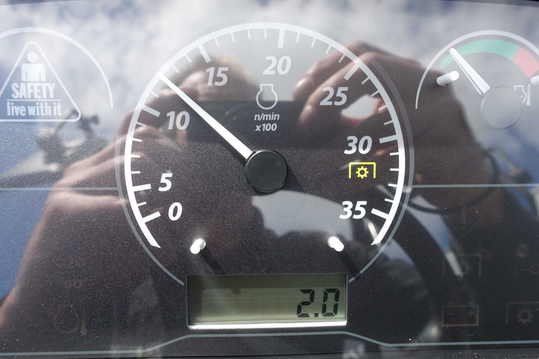 John Deere 1026R 4wd HST - Afbeelding 12