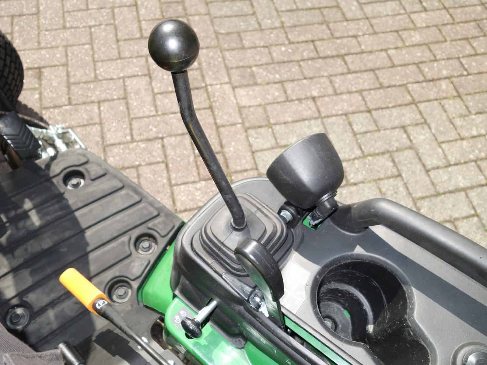 John Deere 1026R 4wd HST - Afbeelding 13