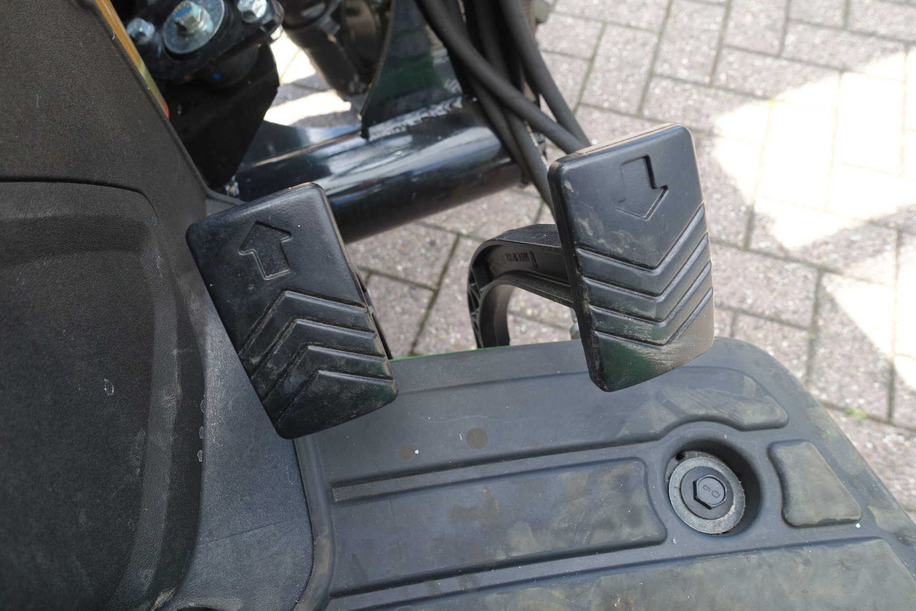 John Deere 1026R 4wd HST - Afbeelding 14