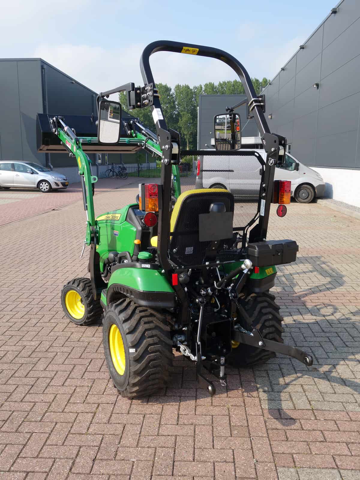 John Deere 1026R 4wd HST - Afbeelding 16