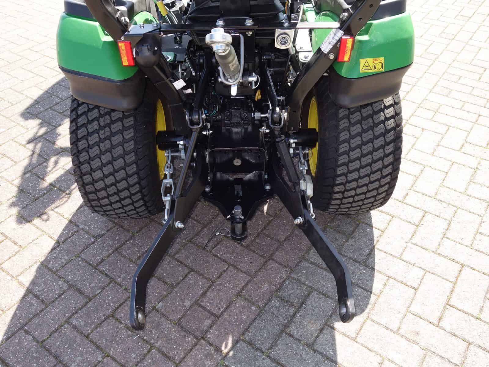 John Deere 1026R 4wd HST - Afbeelding 17