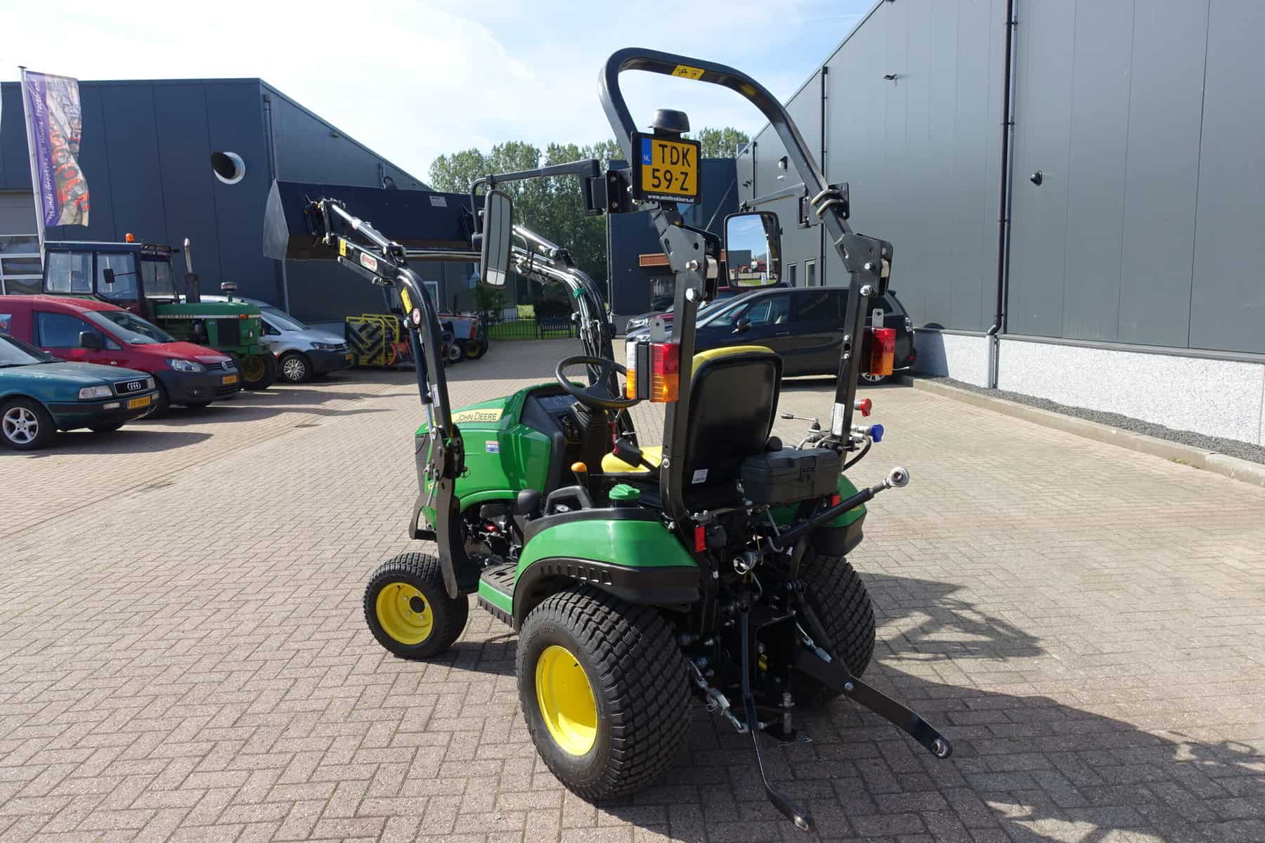 John Deere 1026R 4wd HST - Afbeelding 18