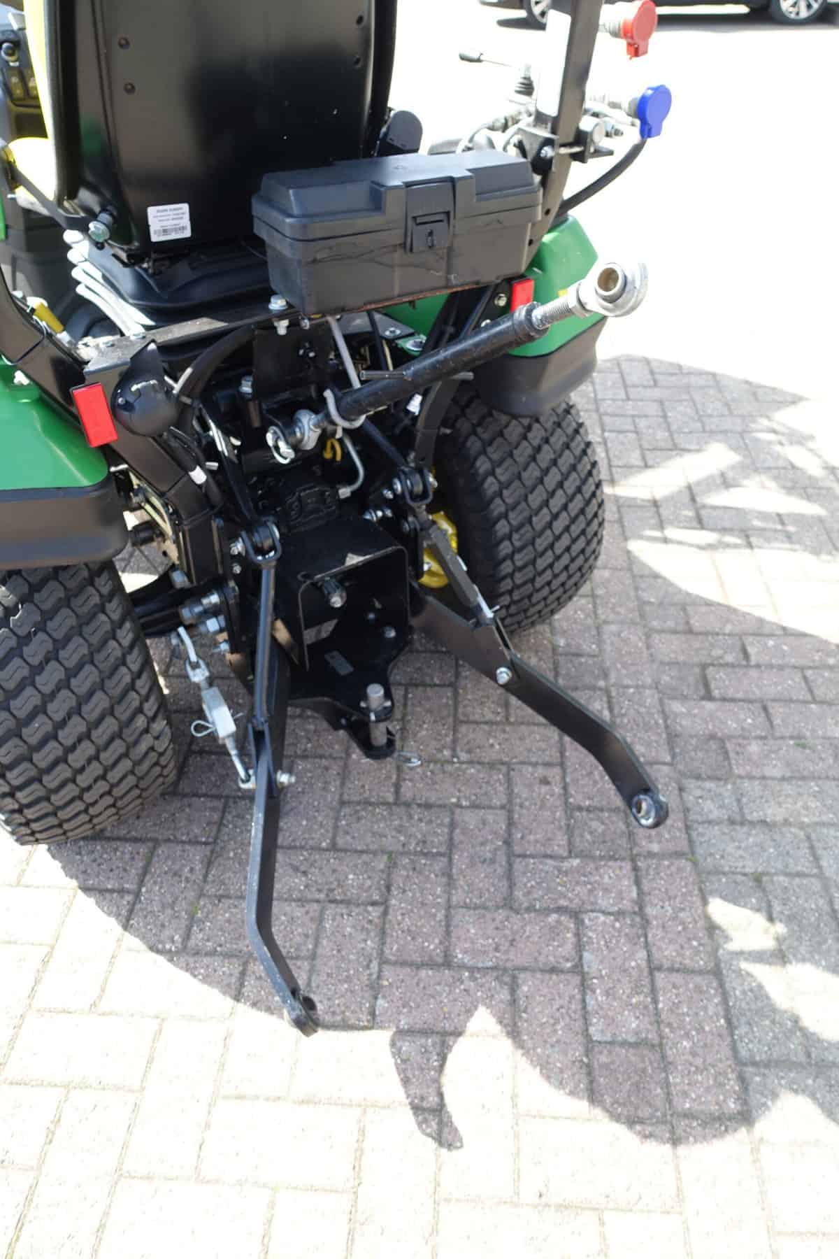 John Deere 1026R 4wd HST - Afbeelding 25