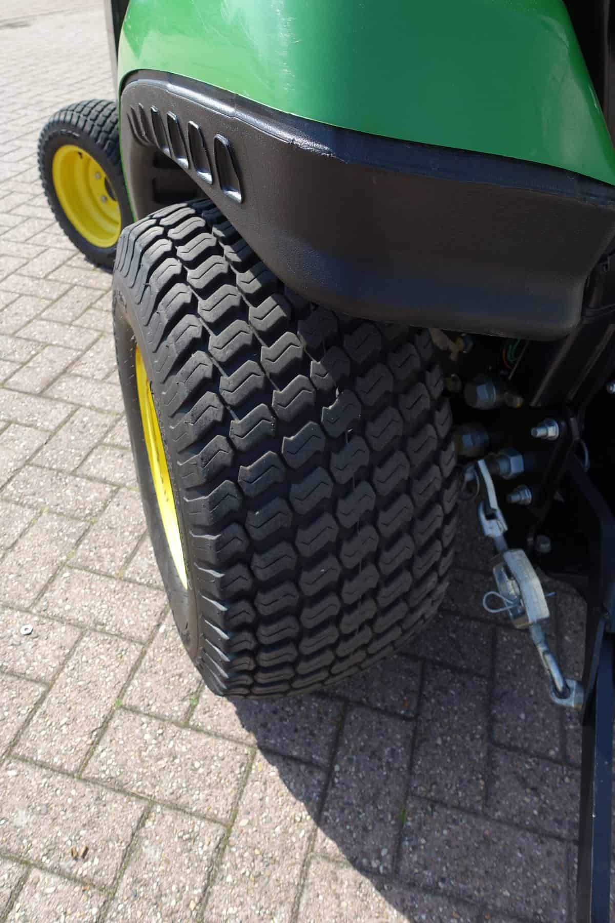 John Deere 1026R 4wd HST - Afbeelding 26