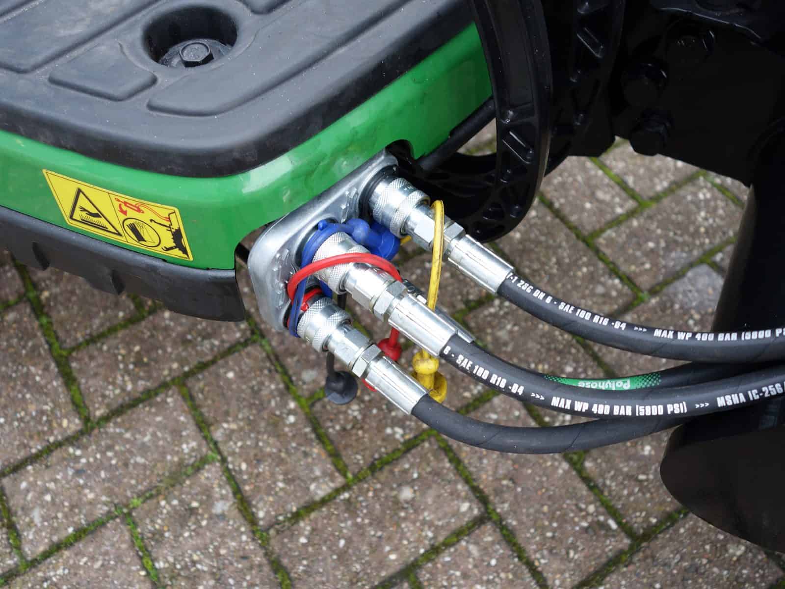 John Deere 1026R 4wd HST - Afbeelding 27