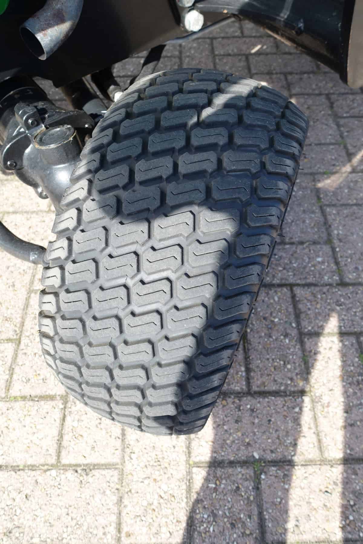 John Deere 1026R 4wd HST - Afbeelding 27