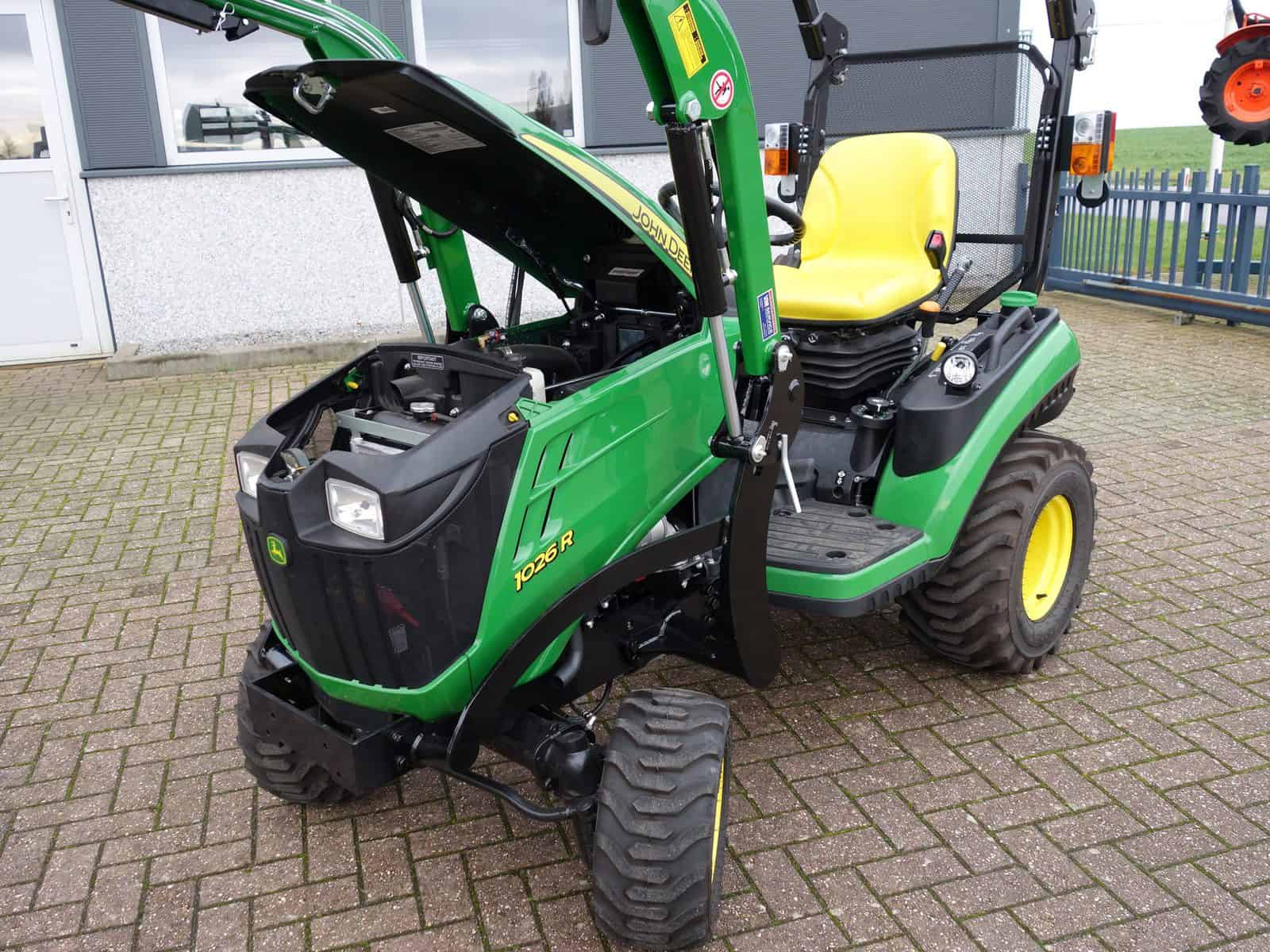 John Deere 1026R 4wd HST - Afbeelding 28