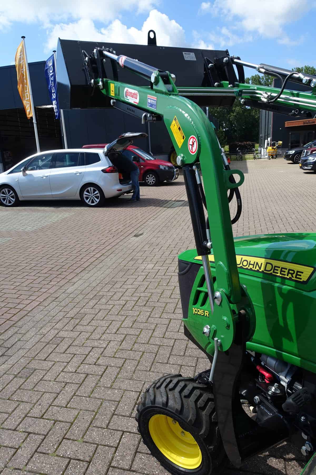 John Deere 1026R 4wd HST - Afbeelding 30