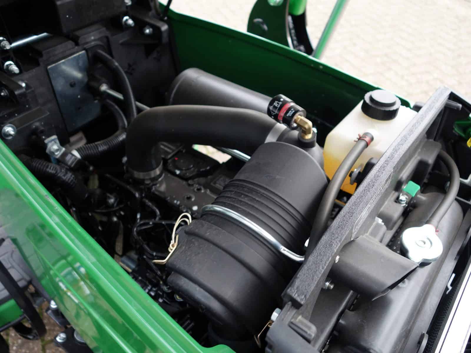 John Deere 1026R 4wd HST - Afbeelding 31