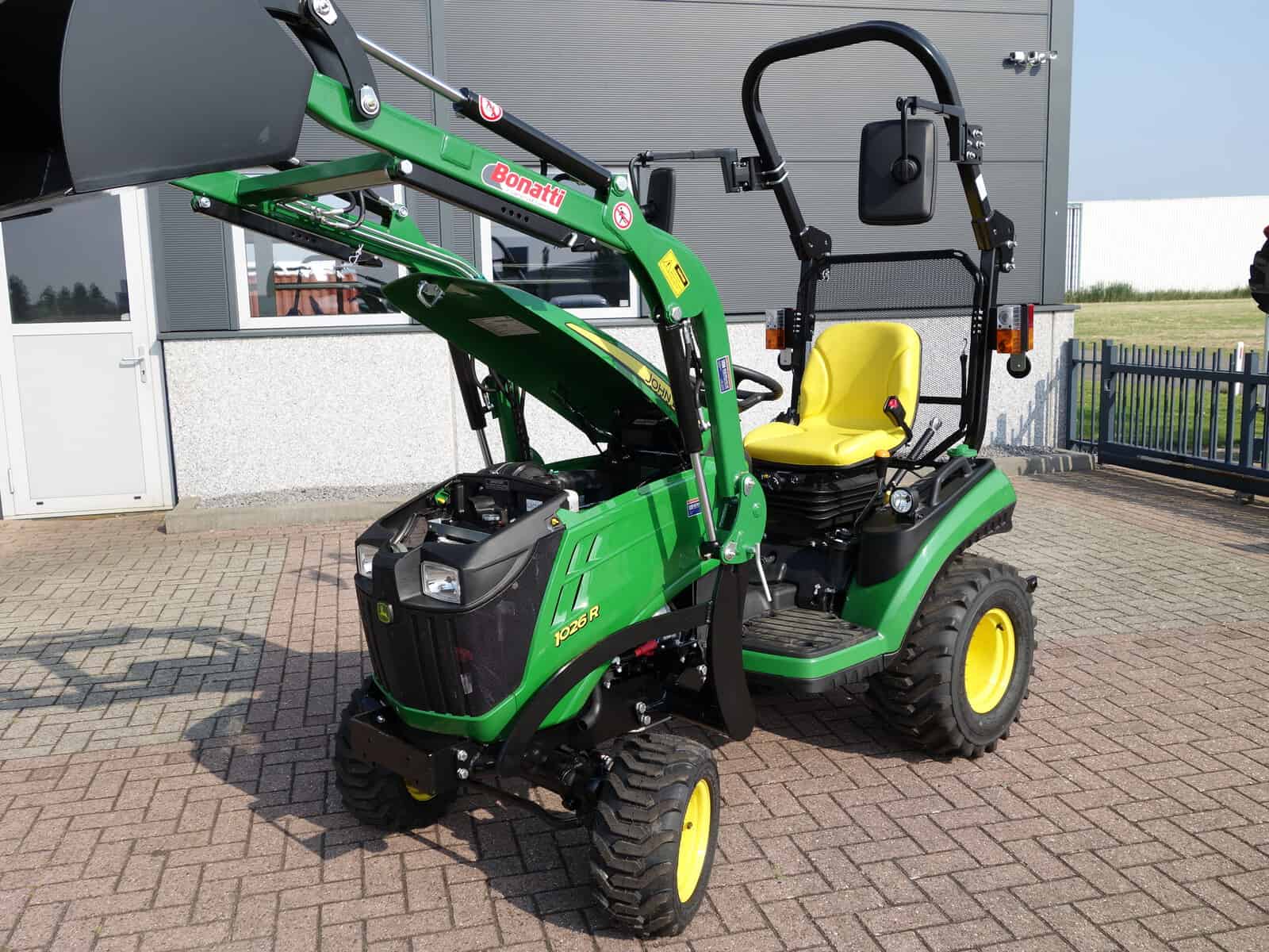 John Deere 1026R 4wd HST - Afbeelding 31
