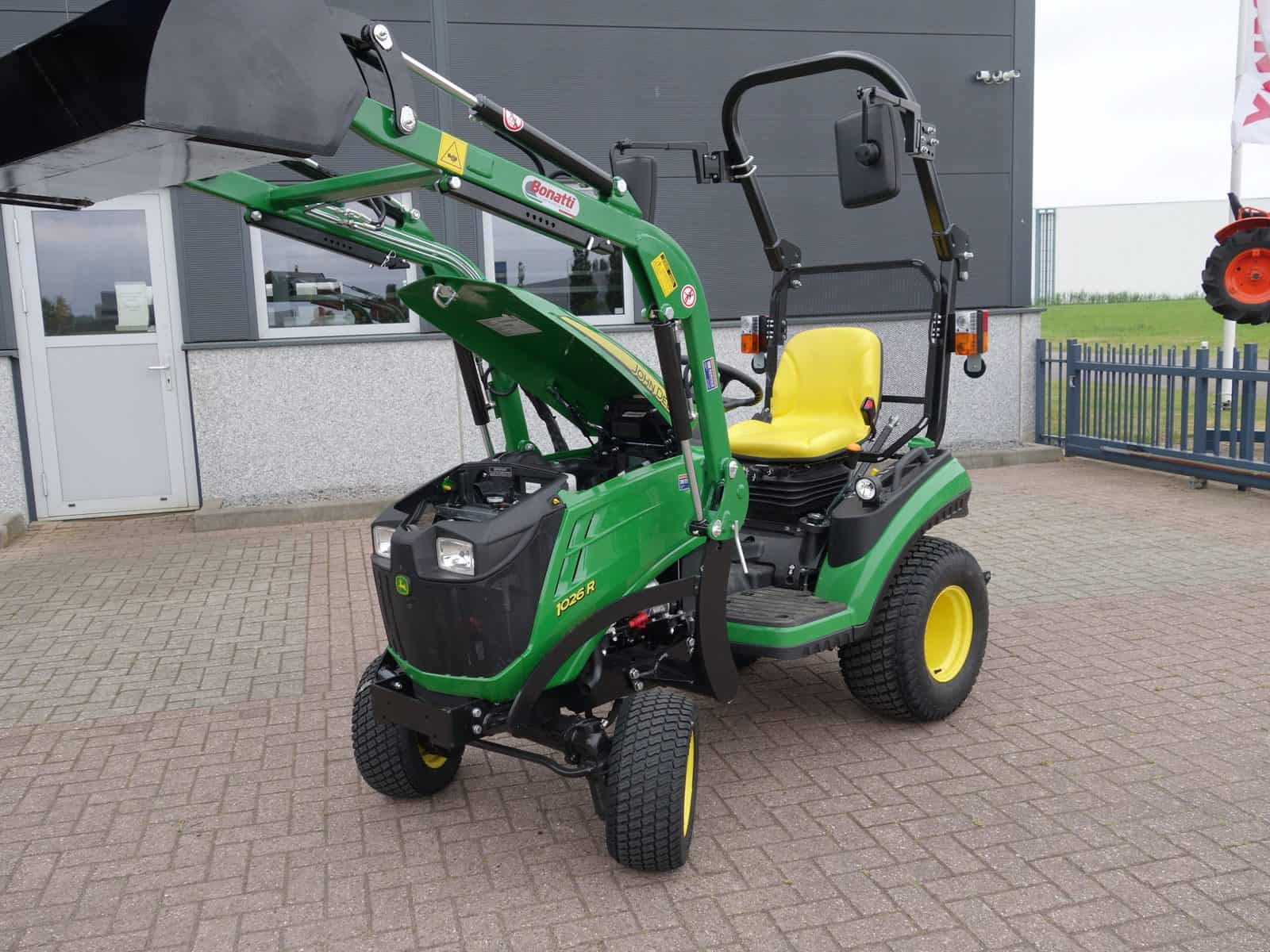 John Deere 1026R 4wd HST - Afbeelding 32
