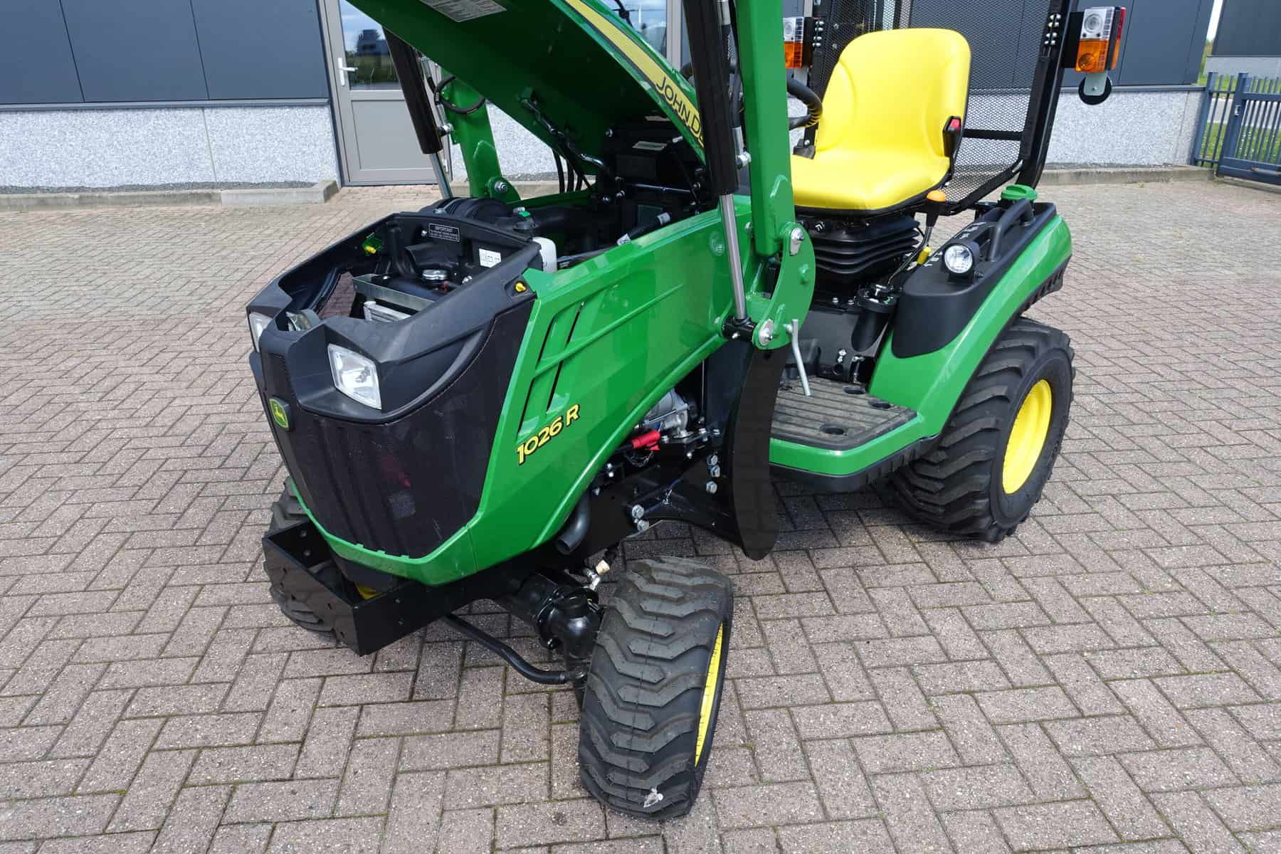 John Deere 1026R 4wd HST - Afbeelding 34