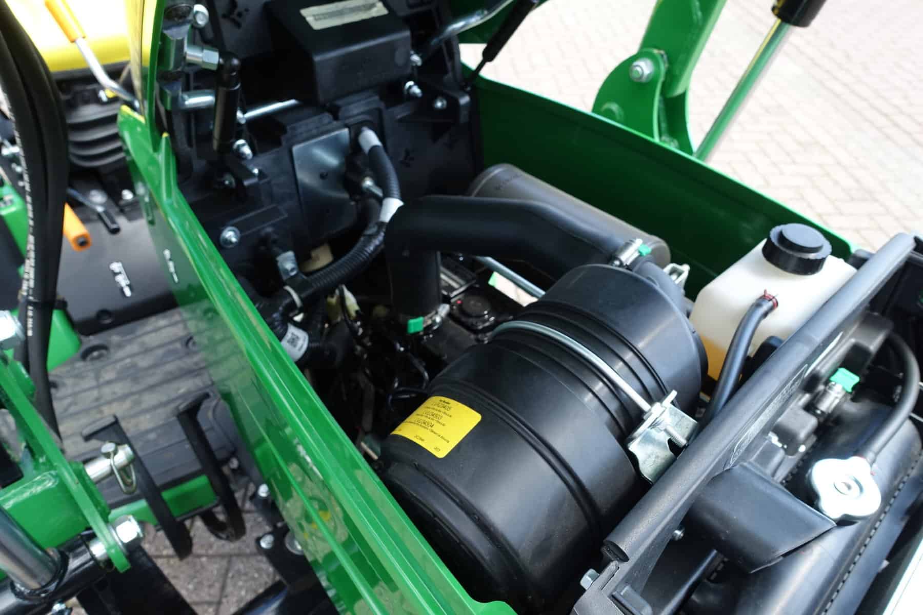 John Deere 1026R 4wd HST - Afbeelding 39
