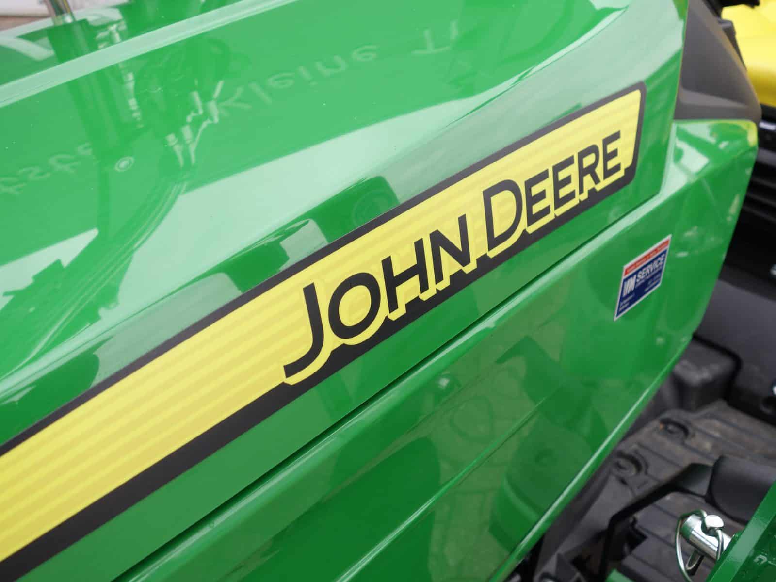 John Deere 1026R 4wd HST - Afbeelding 8