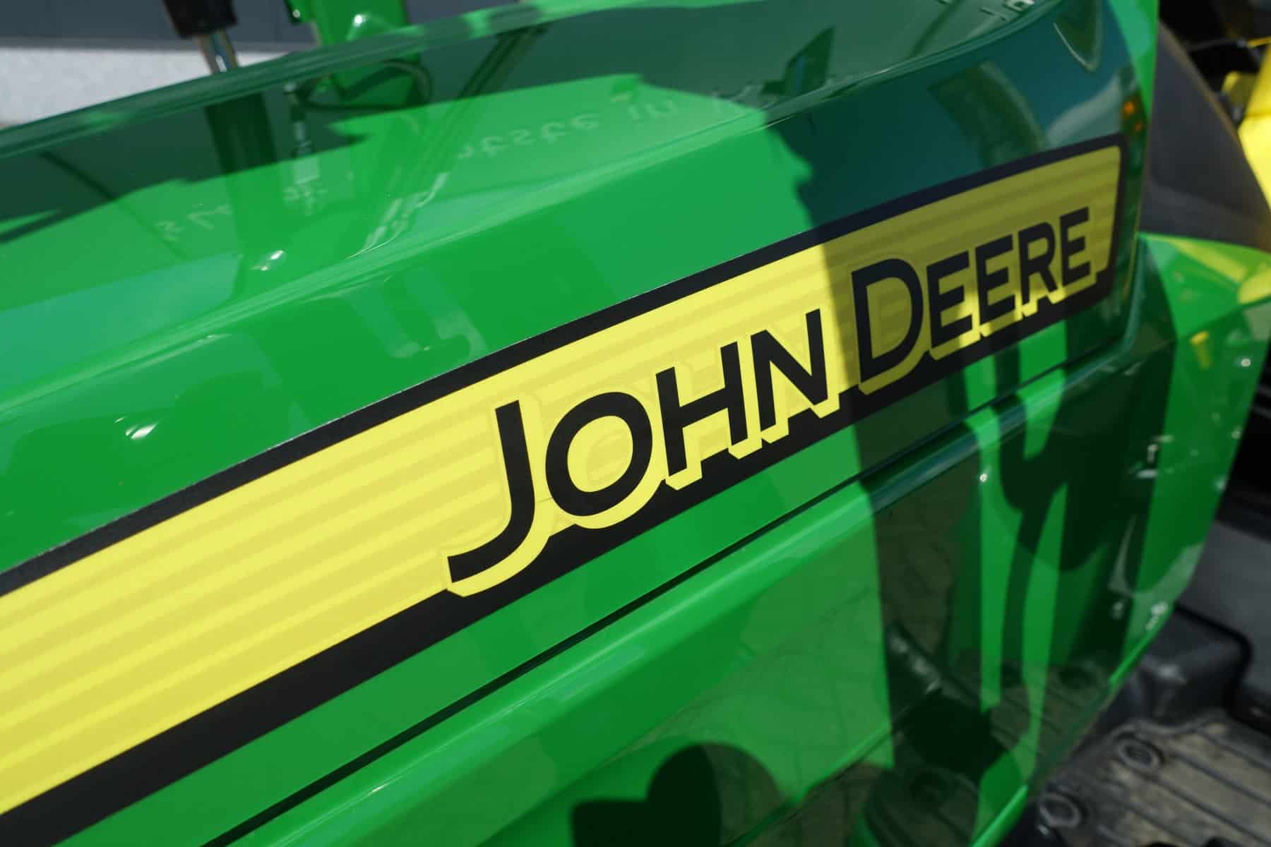 John Deere 1026R 4wd HST - Afbeelding 9