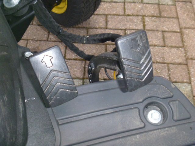 John Deere 1026R - Afbeelding 15