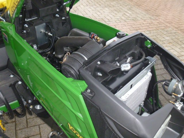 John Deere 1026R - Afbeelding 31