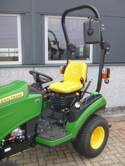 John Deere 1026R - Afbeelding 8
