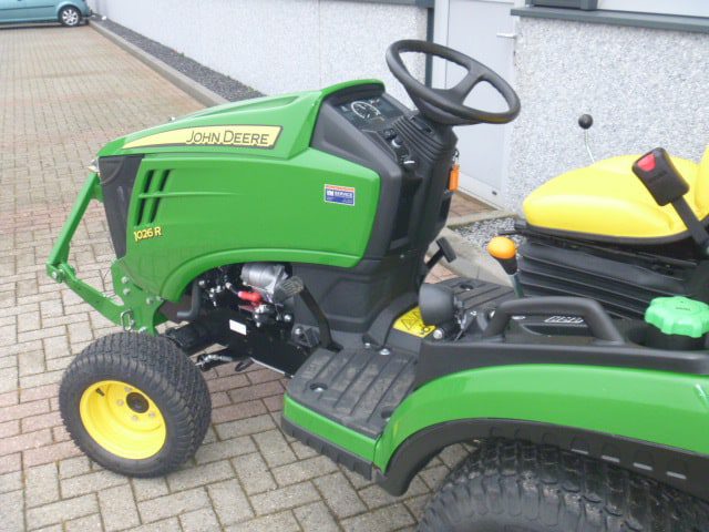 John Deere 1026R - Afbeelding 9