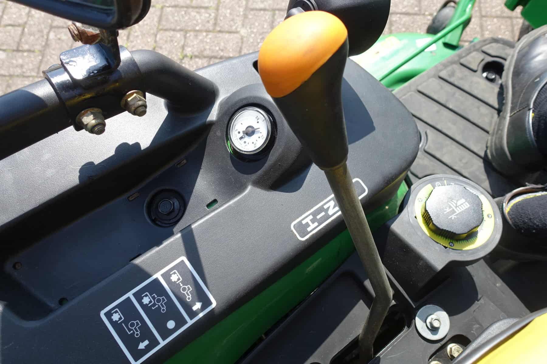 John Deere 1026R 4wd HST - Afbeelding 17