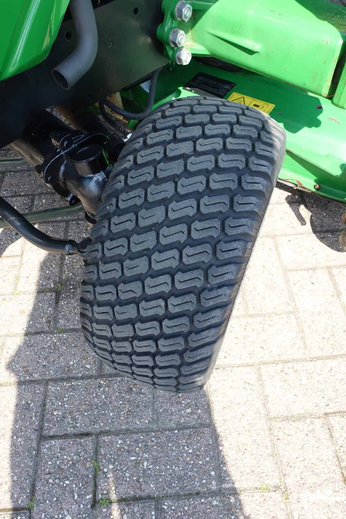 John Deere 1026R 4wd HST - Afbeelding 29