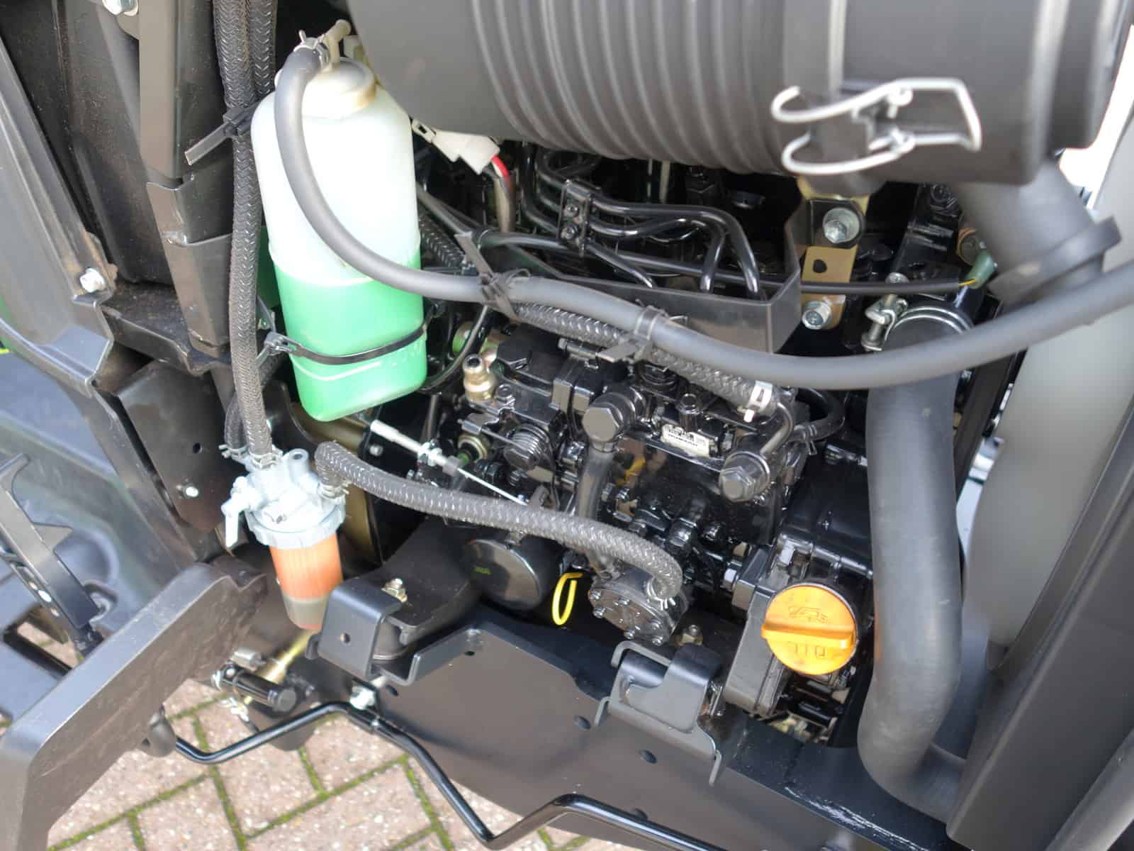 John Deere 2320 4wd HST - Afbeelding 30