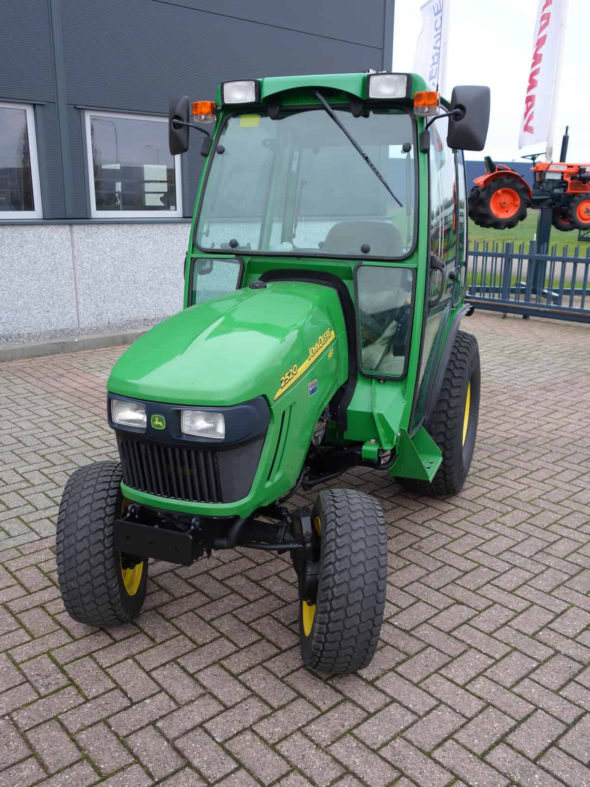 John Deere 2520 4wd HST - Afbeelding 4