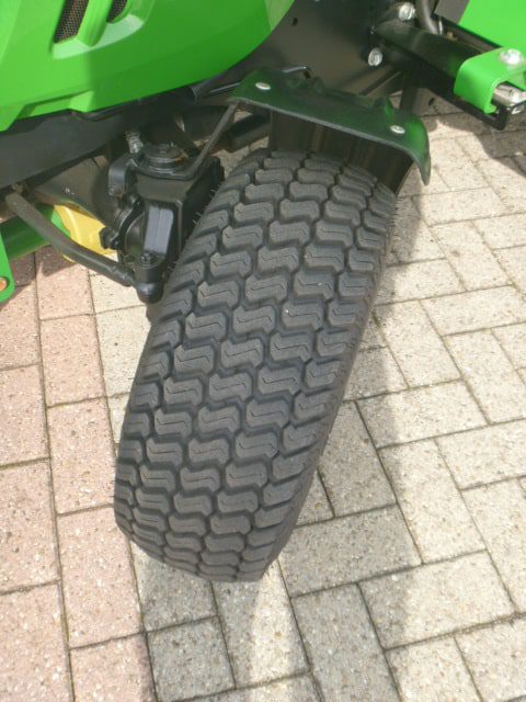 John Deere 2025R 4wd HST - Afbeelding 20