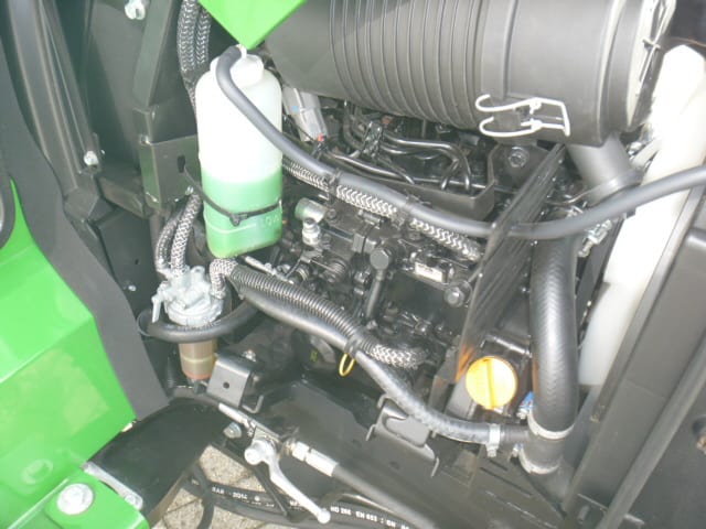 John Deere 2025R 4wd HST - Afbeelding 29