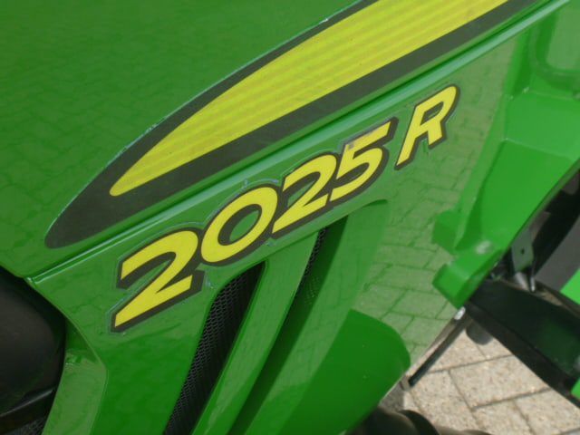 John Deere 2025R 4wd HST - Afbeelding 7