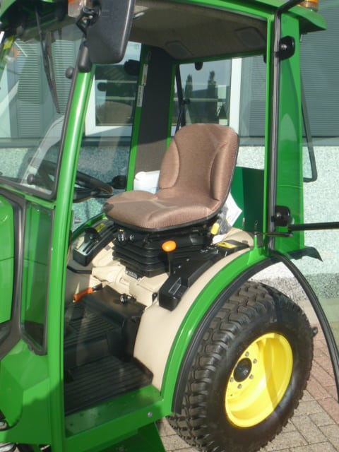 John Deere 2025R 4wd HST - Afbeelding 11