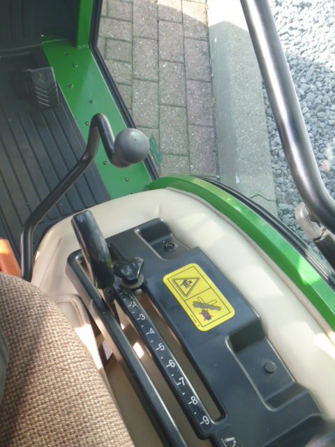 John Deere 2025R 4wd HST - Afbeelding 15