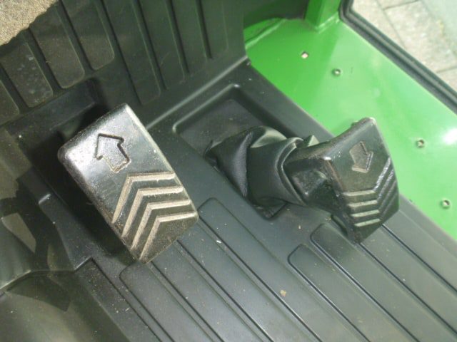 John Deere 2025R 4wd HST - Afbeelding 16