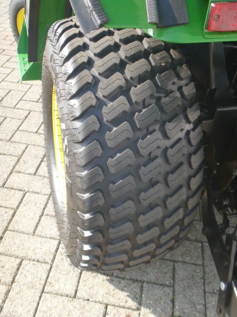 John Deere 2025R 4wd HST - Afbeelding 22