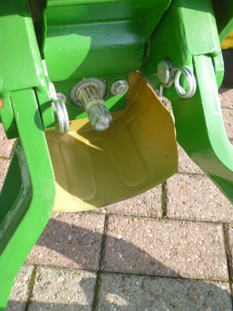 John Deere 2025R 4wd HST - Afbeelding 25