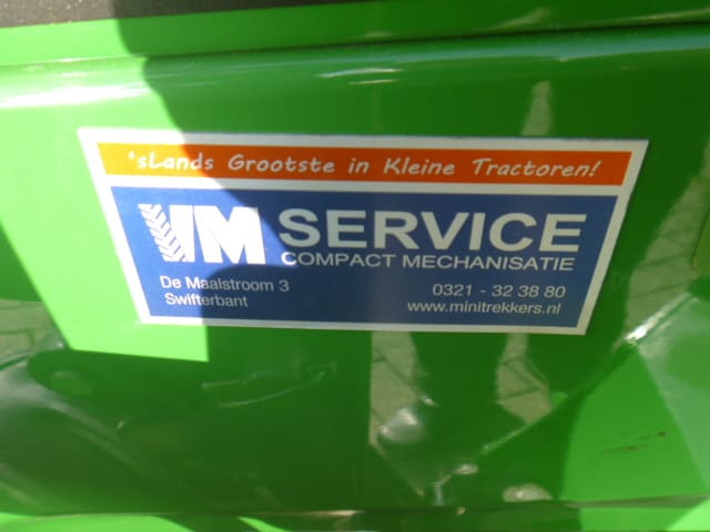 John Deere 2025R 4wd HST - Afbeelding 9