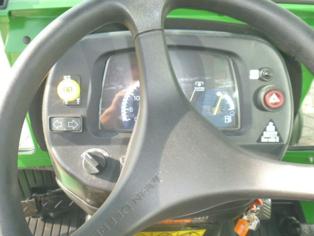 John Deere 2025R 4wd HST - Afbeelding 14