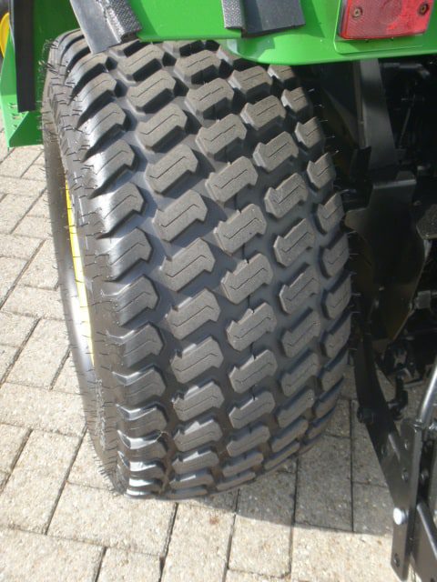 John Deere 2025R 4wd HST - Afbeelding 25