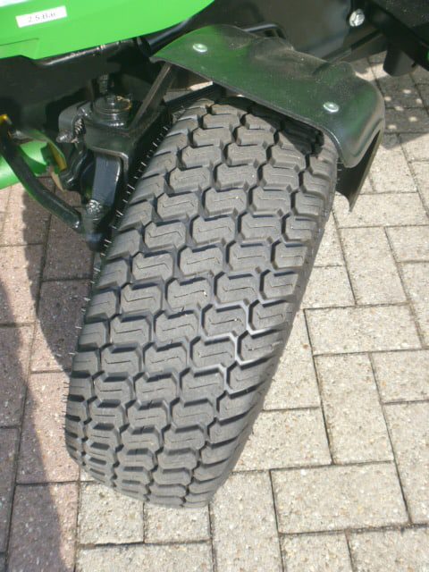 John Deere 2025R 4wd HST - Afbeelding 26