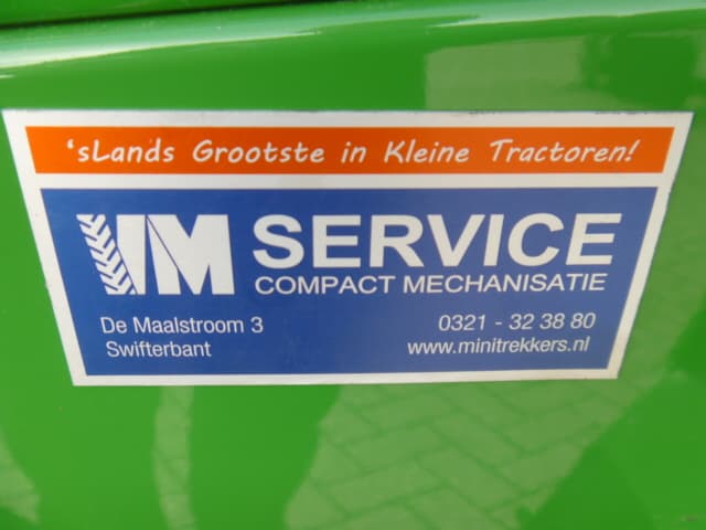 John Deere 2025R 4wd HST - Afbeelding 8