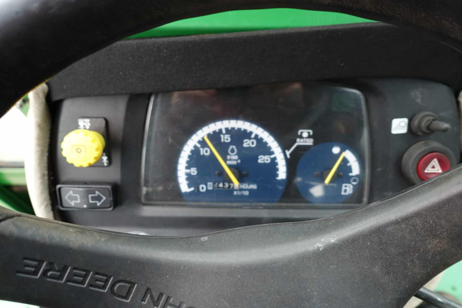 John Deere 2032R 4wd HST - Afbeelding 13