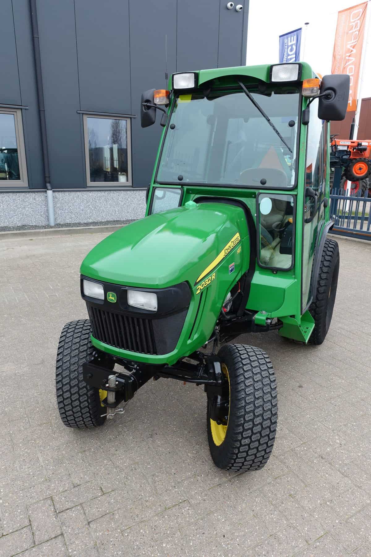John Deere 2032R 4wd HST - Afbeelding 4