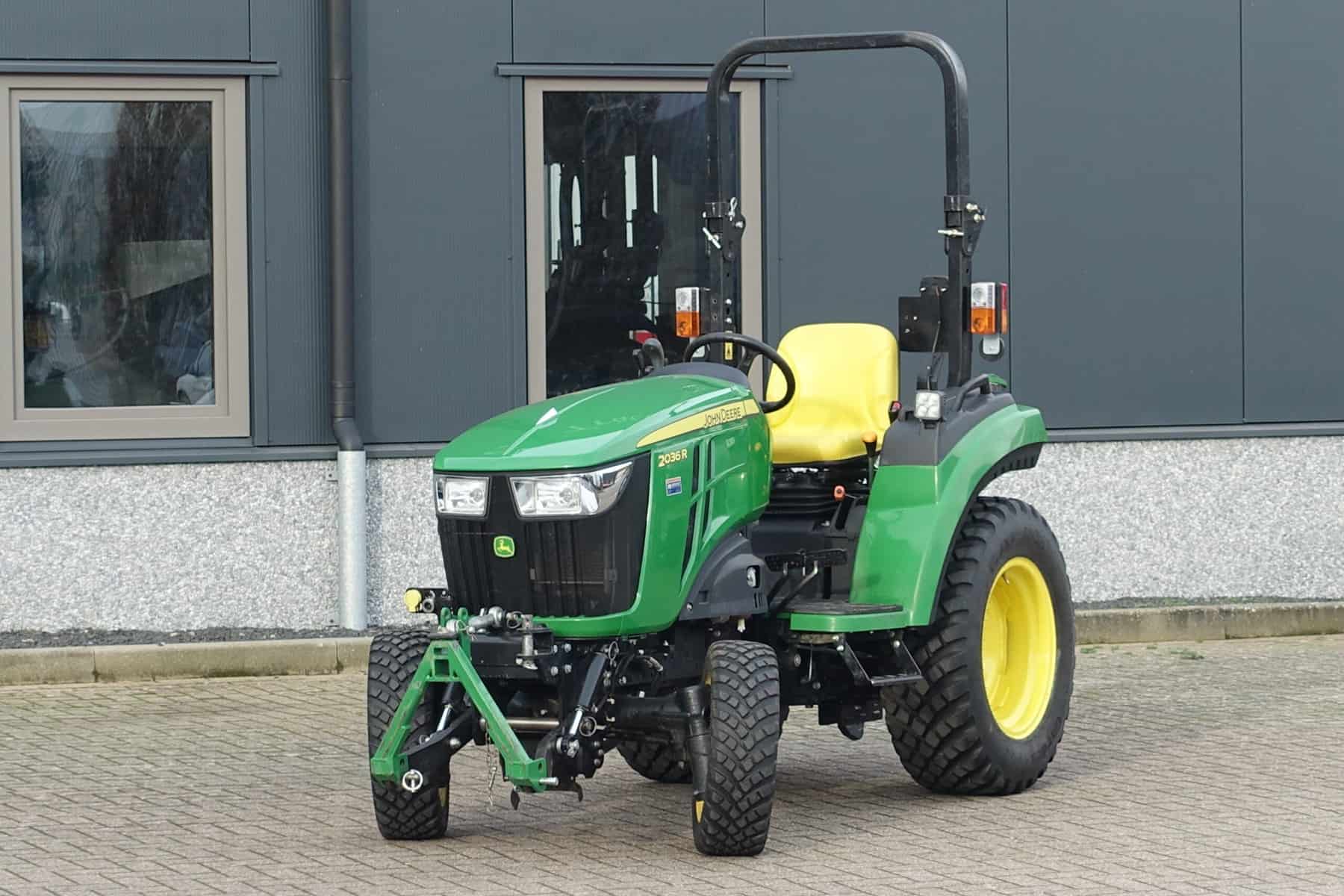 John Deere 2036R 4wd HST