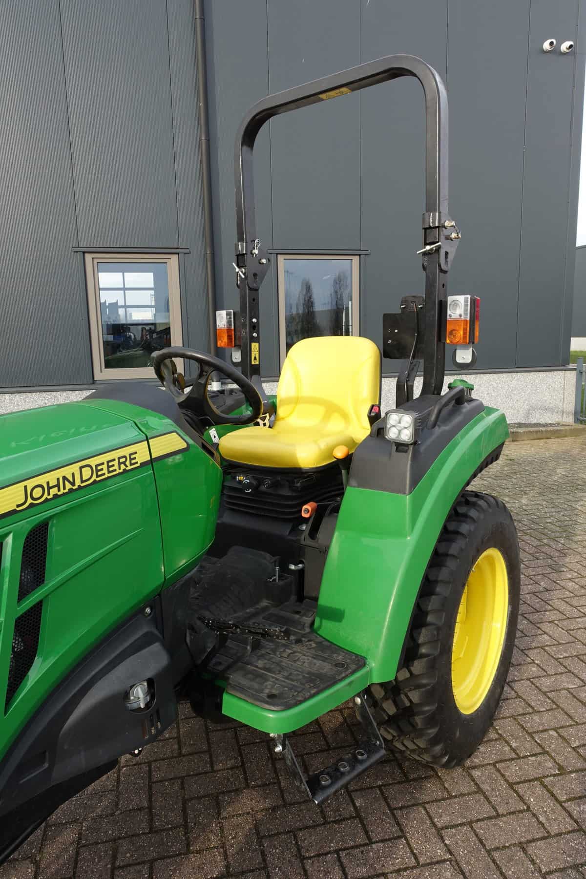 John Deere 2036R 4wd HST - Afbeelding 9